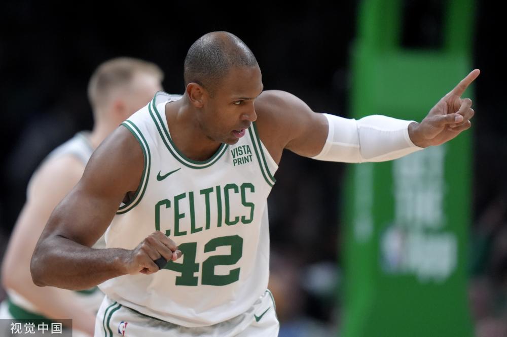 年轻球员正 年轻球员正