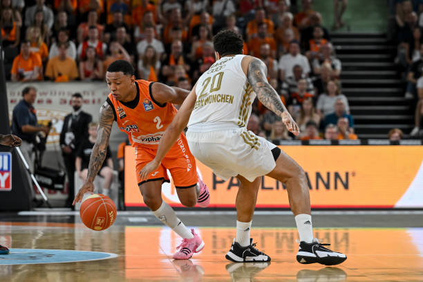 掌握滑雪技 掌握滑雪技